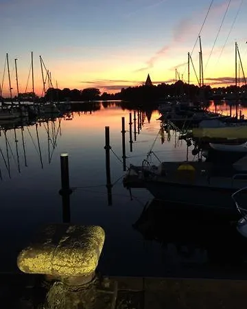 펜션 Moewennest Am Schwarzen Busch